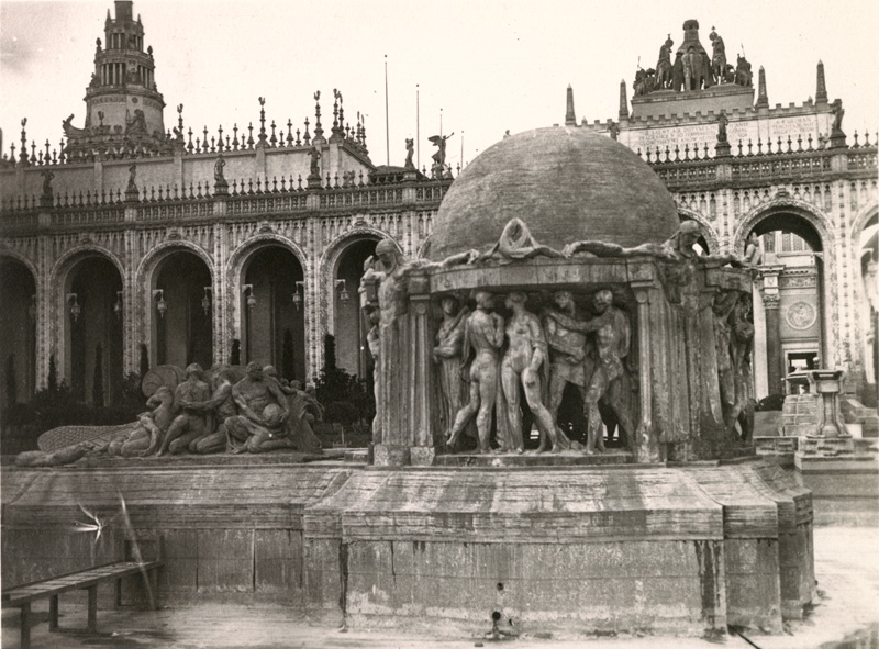 Fountain of Earth, Court Abundance.jpg