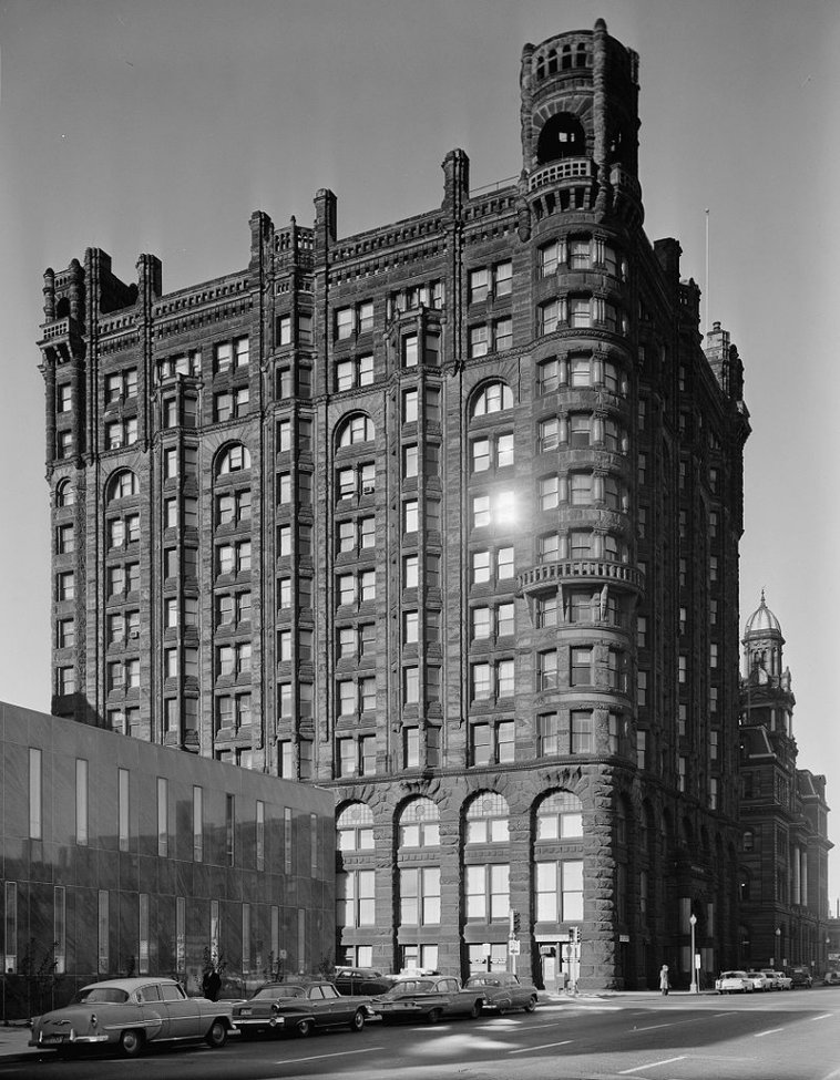 Metropolitan_Building_Minneapolis.jpg