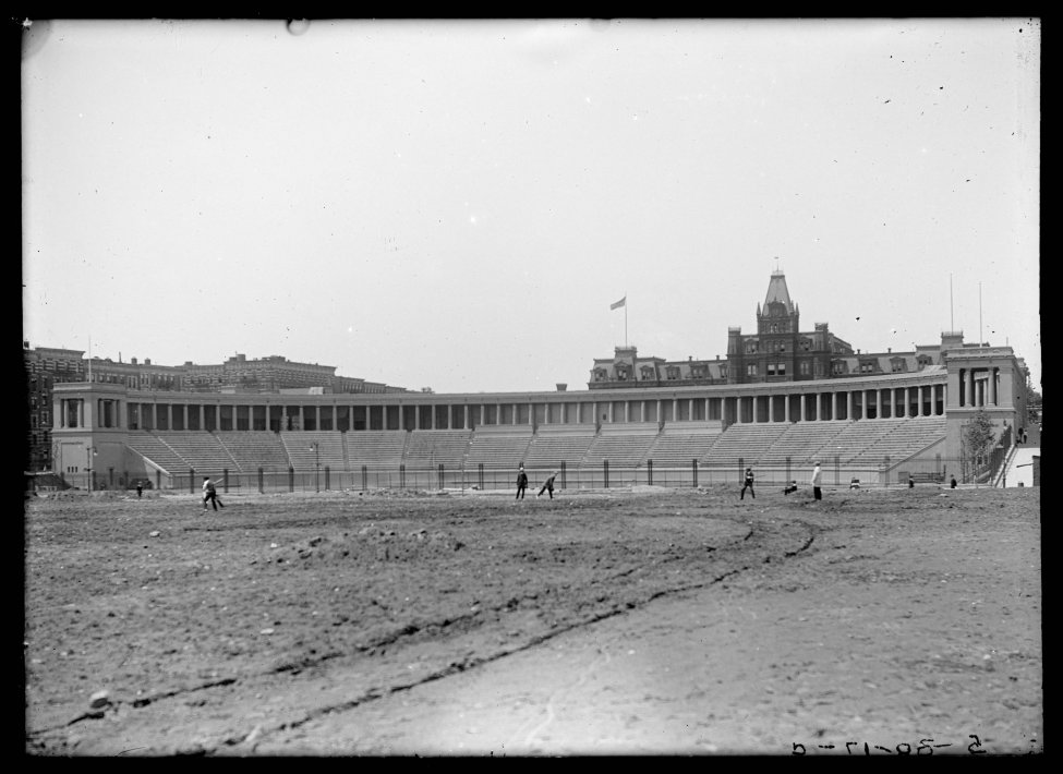 NYC_stadium_1917.jpg